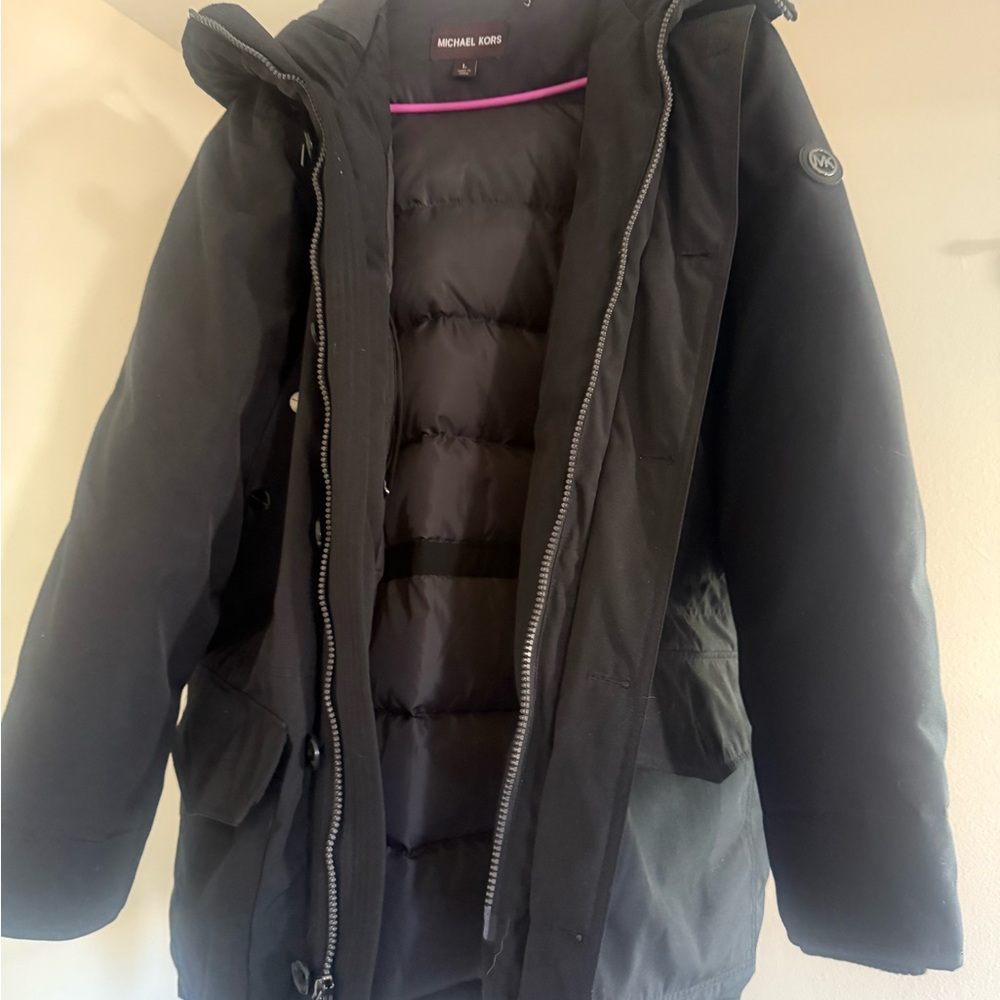 Michael Kors Women's Dark Puffer Coat with detachable collar, great condition